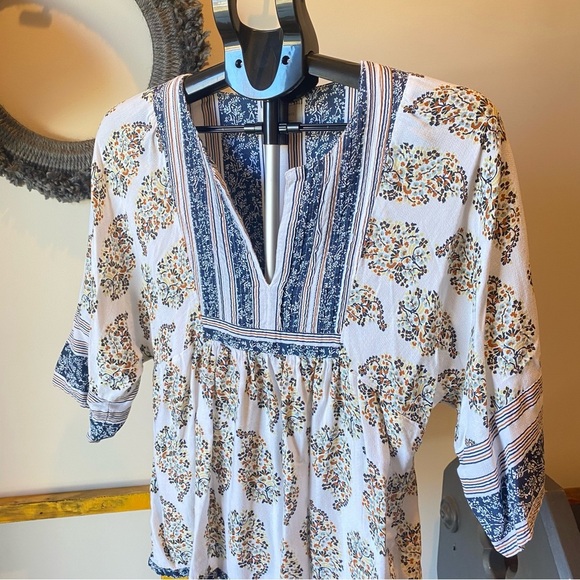 Lucky Brand Floral V-Neck Blouse - Blue and White - Picture 2 of 4